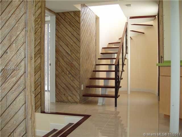 Foto del edificio - 12033 SW 82nd Ave