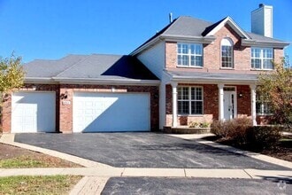 Building Photo - 4911 Princeton Ln