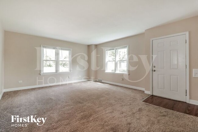 Foto del edificio - 530 River Bluff Road