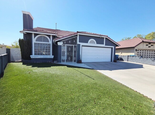 Building Photo - 4028 Zapotec Way