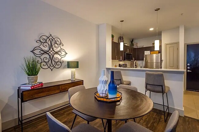 Foto del edificio - Perfect Space, Prime Location – 1 Bed in D...