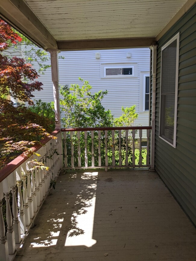 Photo - 218 W 32nd St (Norfolk, VA) House