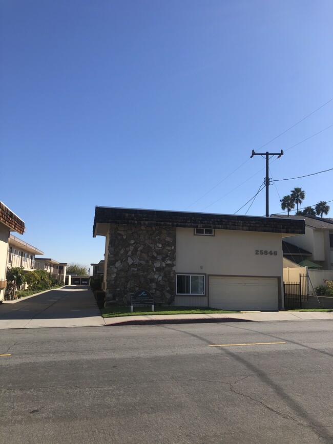 Oak Street Apartments Apartments in Lomita, CA