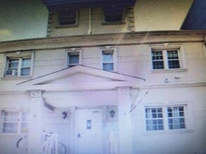 Building Photo - 530-532-532 40th St
