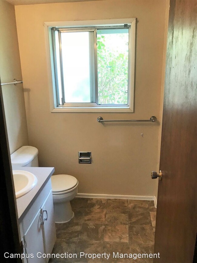 Building Photo - 5 br, 2 bath House - 2597 Potter