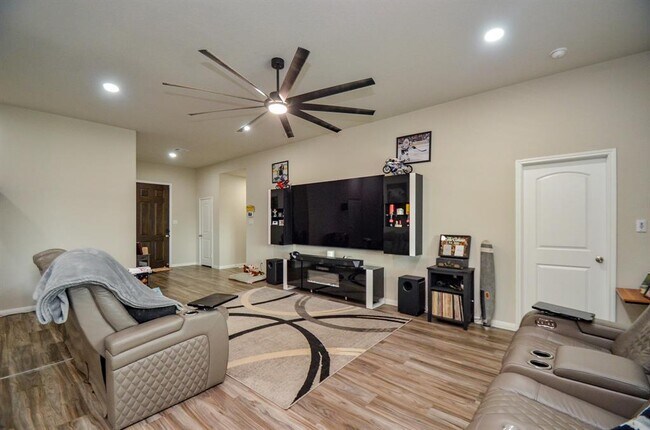 Foto del edificio - 12630 Beddington Ct