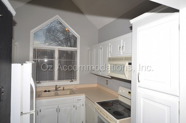 Foto del edificio - 4825 Horton St