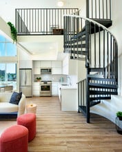 Building Photo - Sawyer