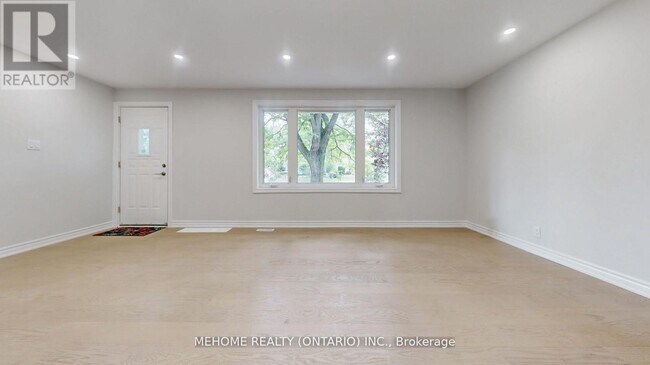 Building Photo - 41 Bellefontaine St