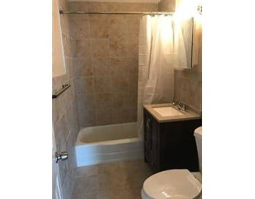 Building Photo - 38 Balfour Dr