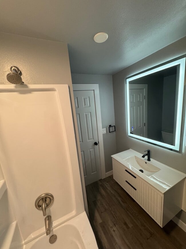 Foto del edificio - 2404 N 7th St