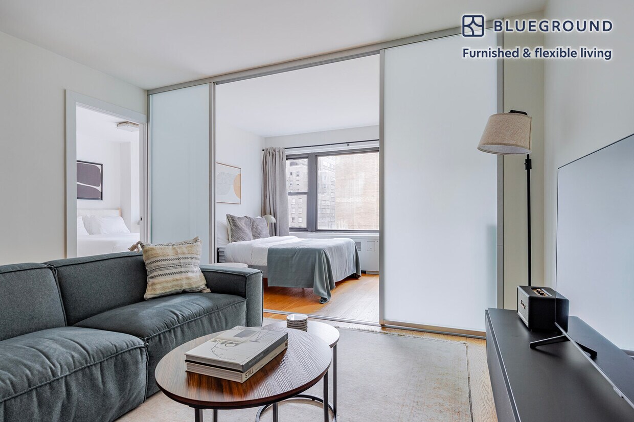 Foto principal - 279 E 44th St