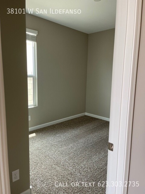 Foto del edificio - $1,750 - 3 Bed 2 Bath Home in Maricopa wit...