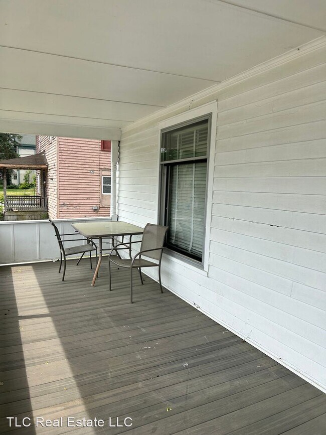 Foto del edificio - 4 br, 1.5 bath House - 507 West St