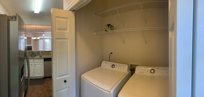 Laundry - 1345 Anthem Court