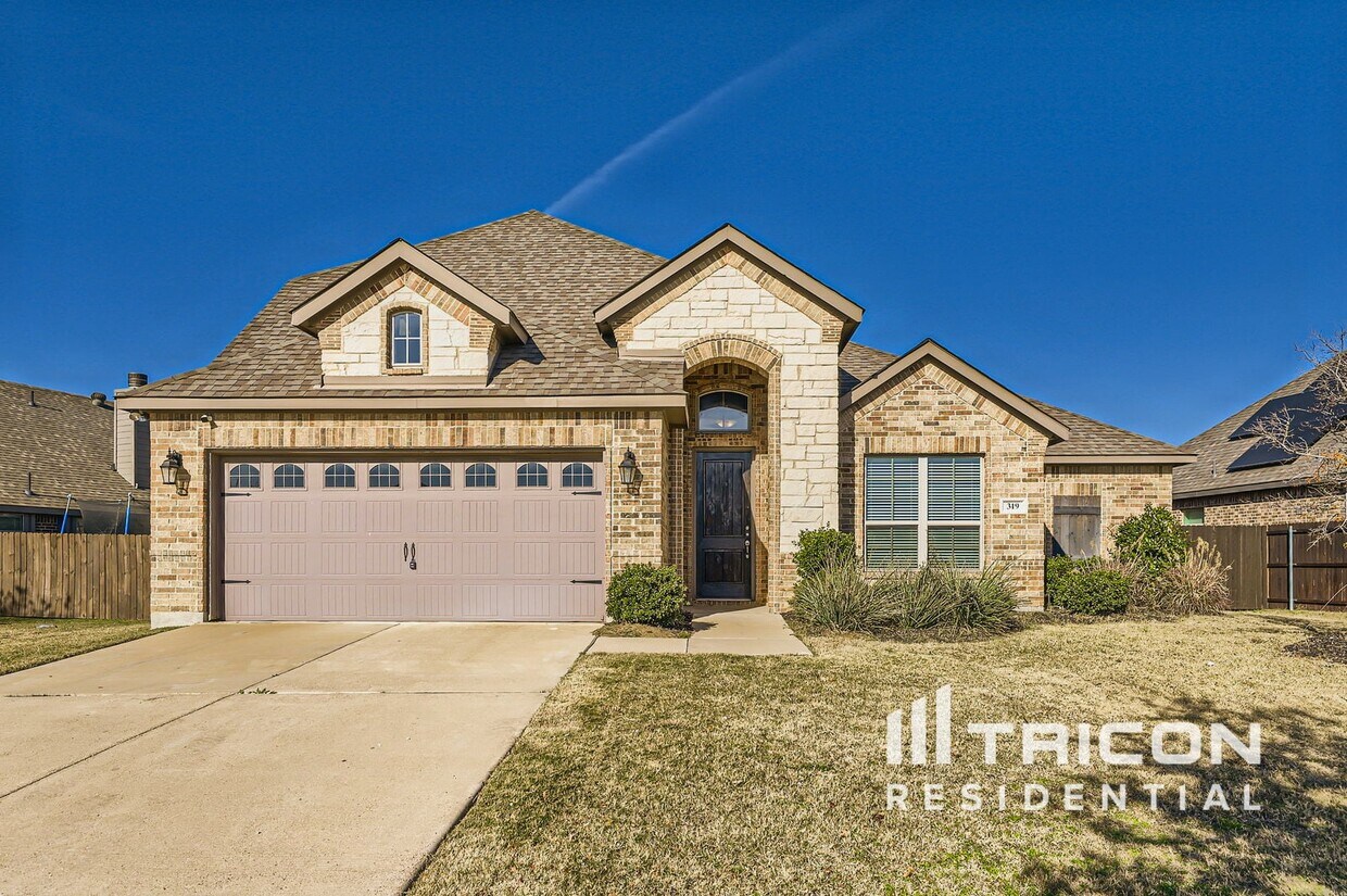 Foto principal - 319 S Hill Dr