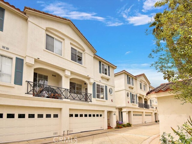 Building Photo - 5457 Marine Ave