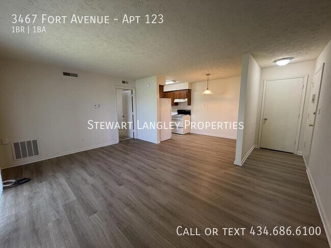 Building Photo - 3467 Fort Ave