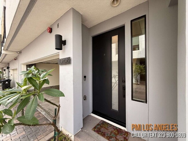Photo - 10706 Octave Lane House