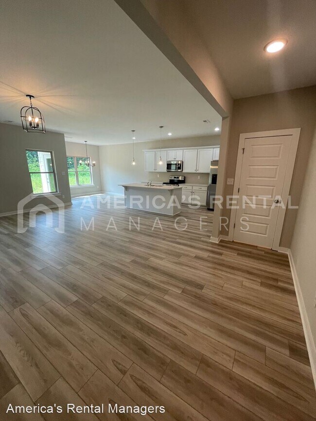 Building Photo - 4 br, 2 bath House - 130 Flintlock Way