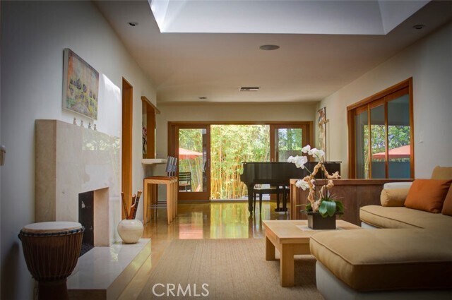 Foto principal - 1025 Indiana Ave