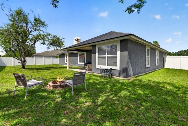 Building Photo - 10842 Lydia Estates Dr