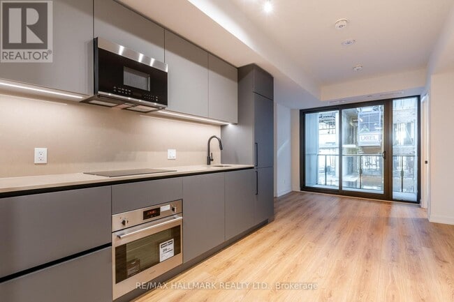 Photo du bâtiment - 35 Parliament St