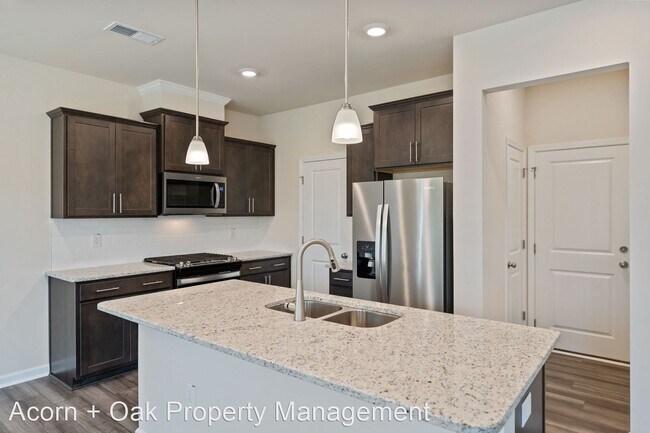 Building Photo - 3 br, 2.5 bath House - 327 Glen Clova Drive