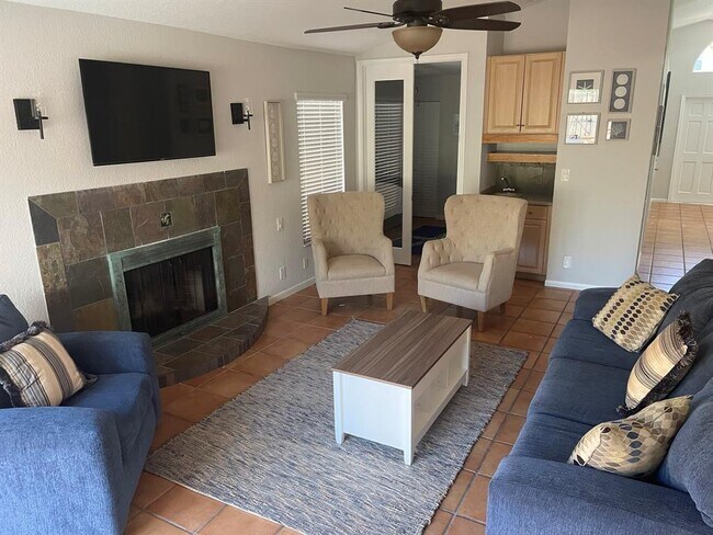 Foto del edificio - 607 SW 15th St