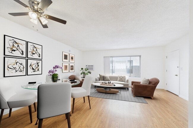 Building Photo - Buffalo Sherman Oaks Apartments