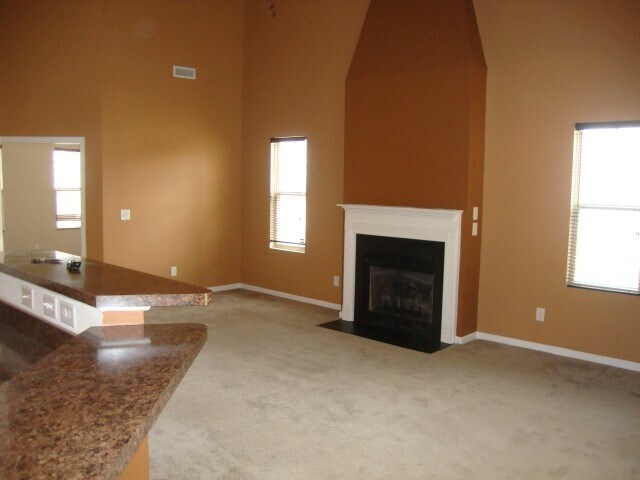 Foto del edificio - Stunning 2 Story Home with Open Kitchen