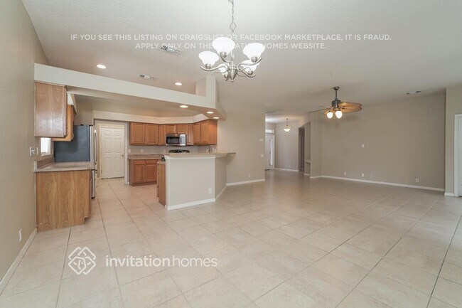 Foto del edificio - 3816 Whistlewood Cir