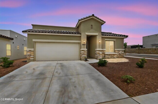 Foto del edificio - 13131 Oakhampton Ave