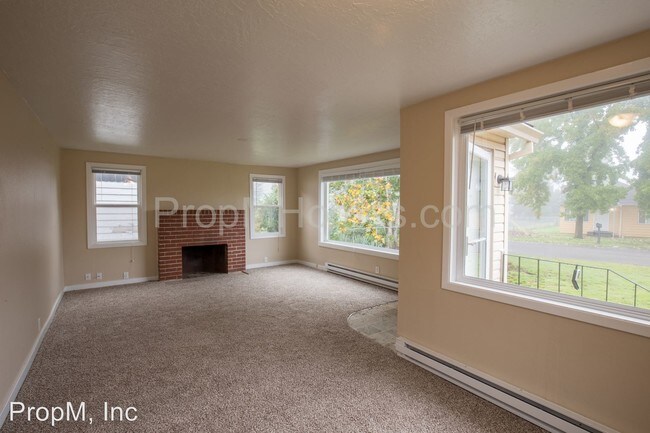 Foto del edificio - 15 NE 133rd Ave