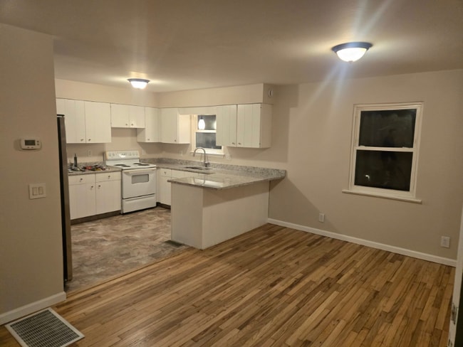 Building Photo - 5 Overlook Trail