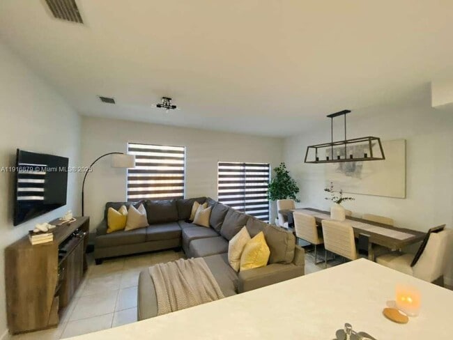 Foto del edificio - 11415 SW 250th St