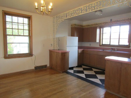 Foto principal - 118 W Main St