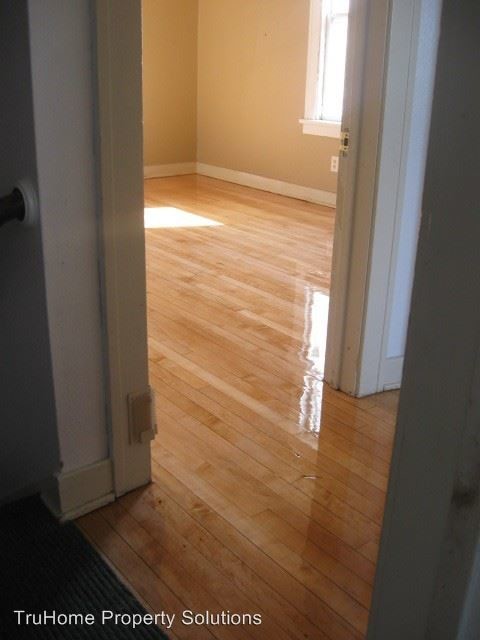 Foto del edificio - 321-323 N 3rd St