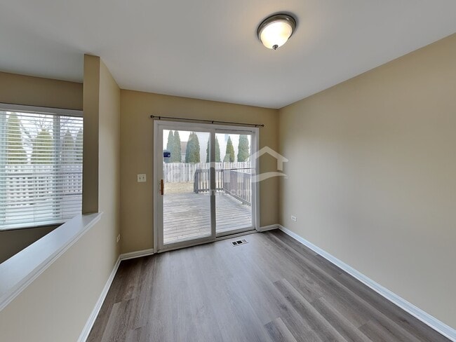 Building Photo - 3103 Meadowsedge Ln