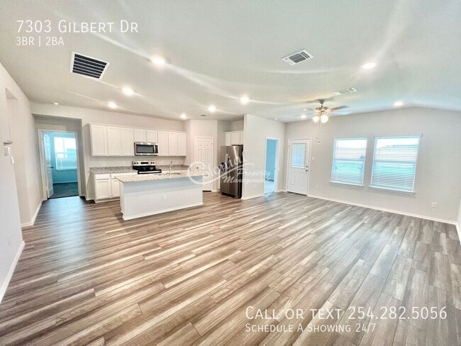 Foto del edificio - 7303 Gilbert Dr