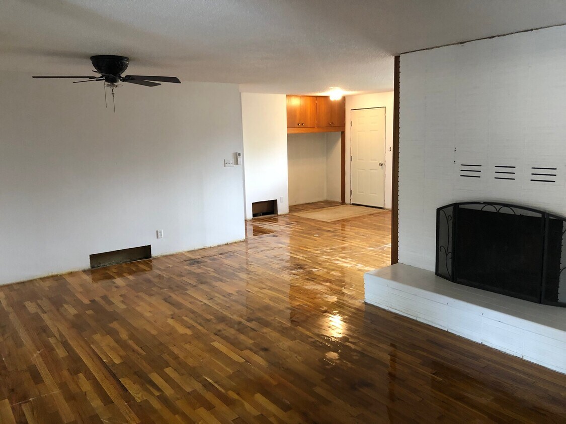 Foto del edificio - 1801 Siskiyou Blvd