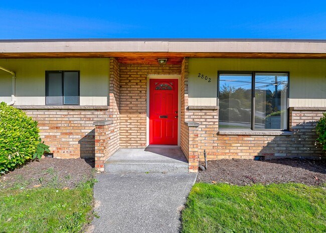Foto del edificio - Updated 2 Bedroom House in Magnolia