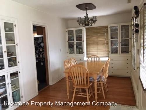 Foto del edificio - 3 br, 3 bath House - 819 Otto St