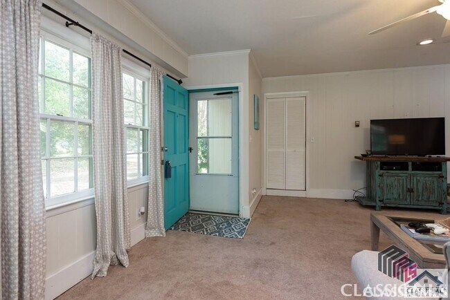 Building Photo - 240 Segrest Cir