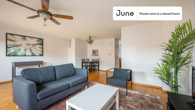 Foto del edificio - Room in Shared 4 bed/2.5 bath home in Chinatown