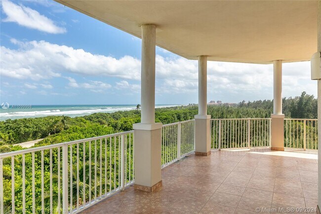 Building Photo - 3000 Florida A1A
