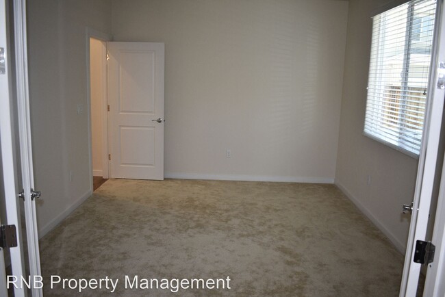 Foto del edificio - 3 br, 3 bath House - 5013 Jewel Street