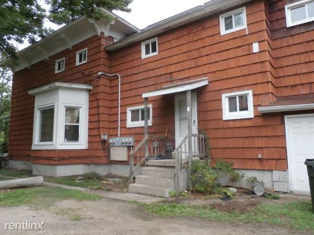 Building Photo - 1394 Ransom St