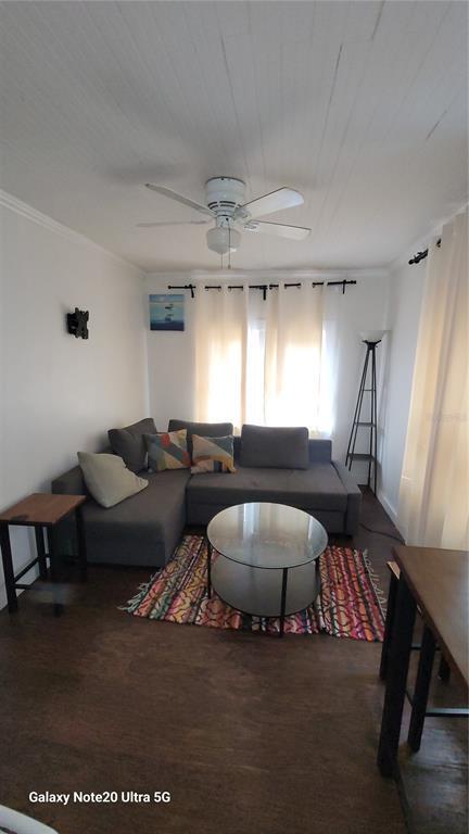 Foto del edificio - 4705 N Taliaferro Ave