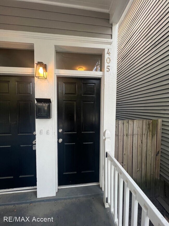 Building Photo - 4 br, 1 bath House - 405 E Duffy St.
